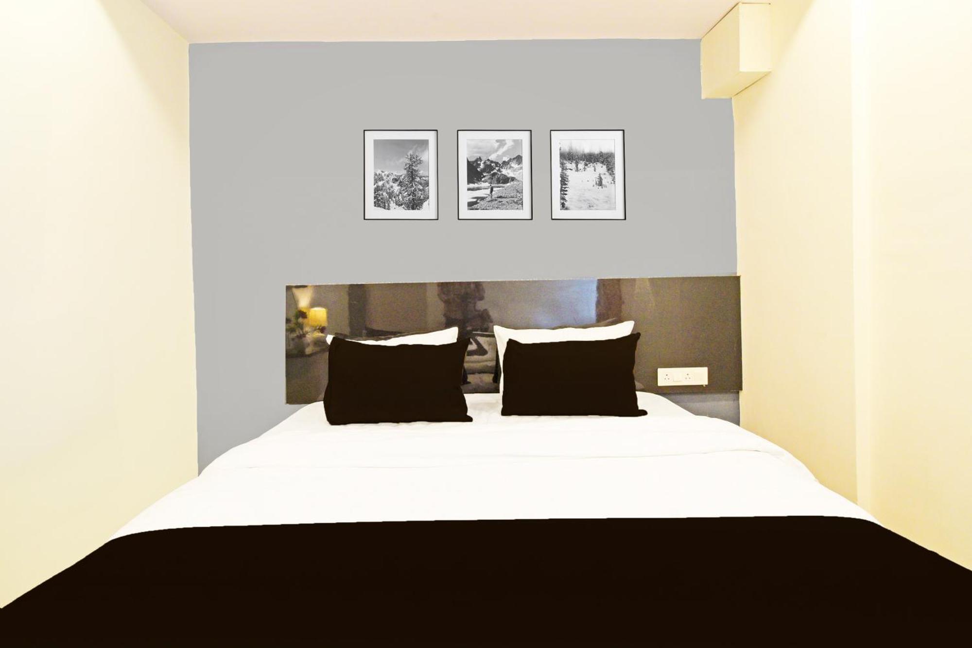 Hotel O Malani Inn Haidarábád Kültér fotó