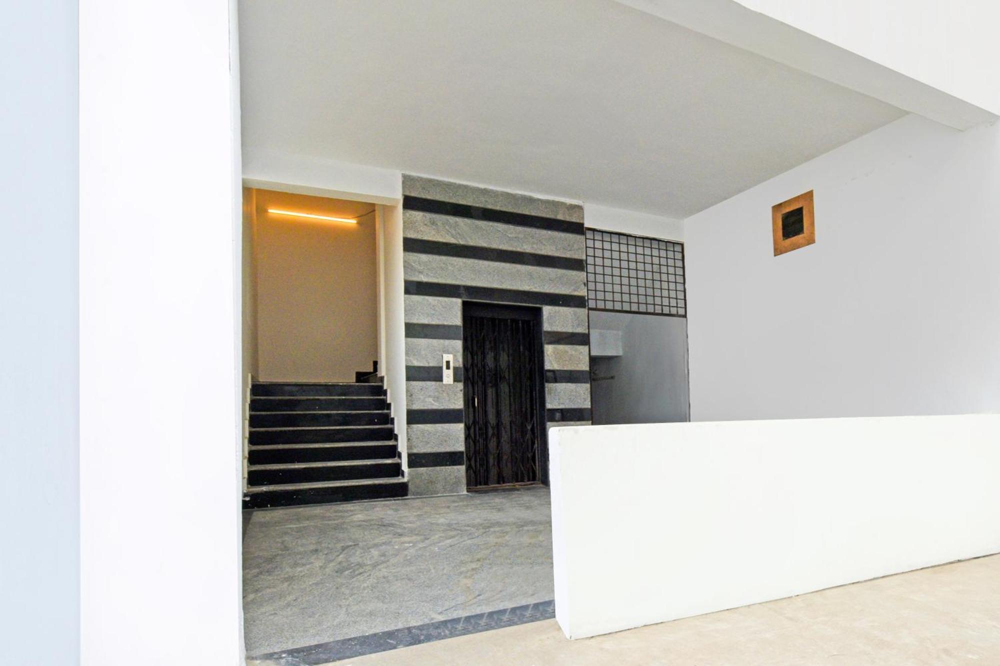 Hotel O Malani Inn Haidarábád Kültér fotó