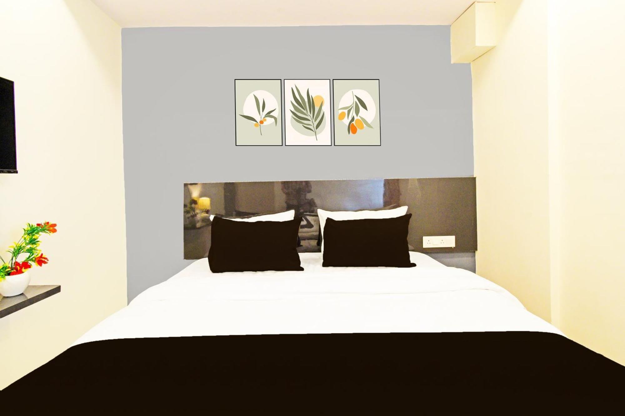 Hotel O Malani Inn Haidarábád Kültér fotó