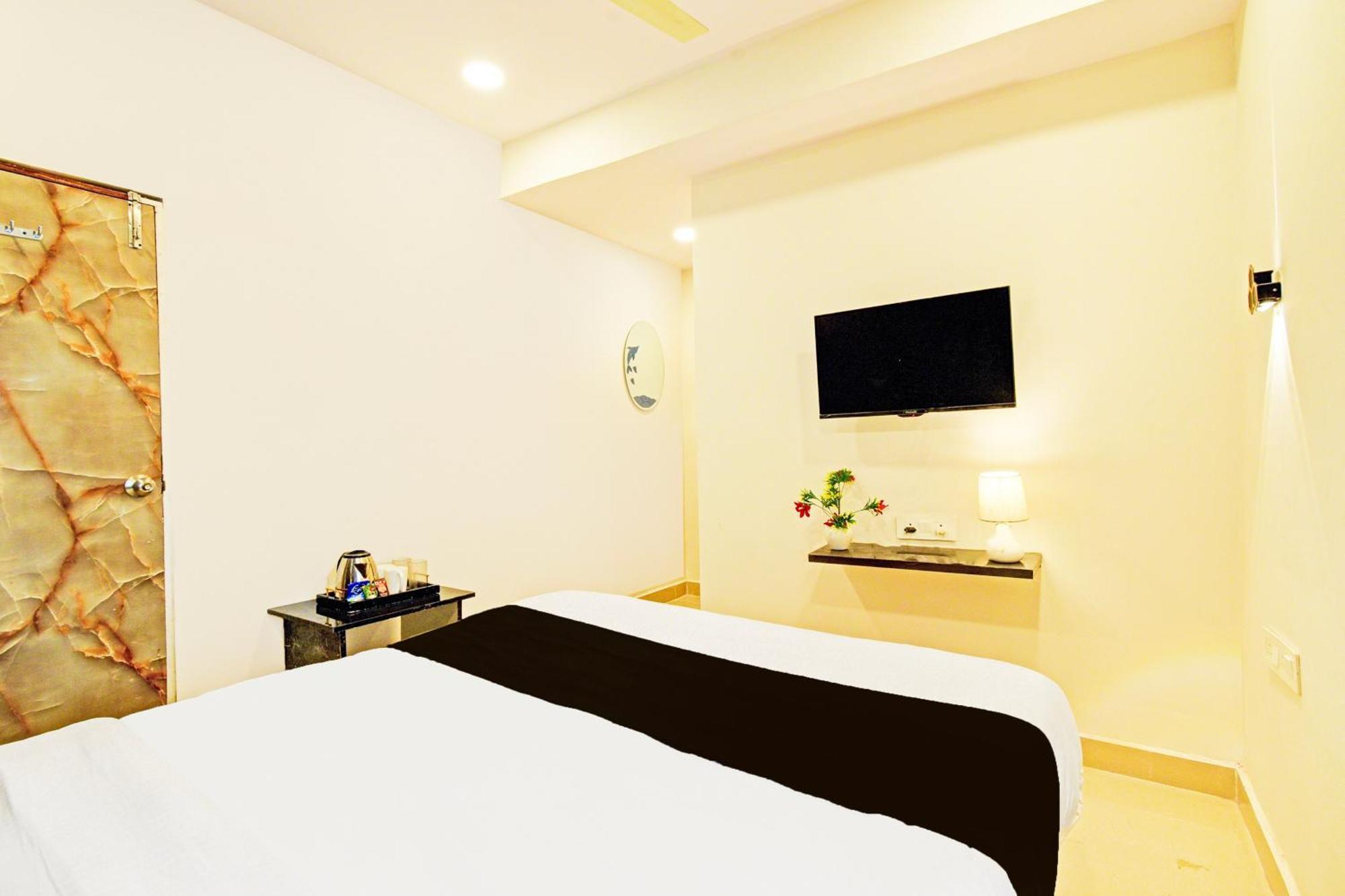 Hotel O Malani Inn Haidarábád Kültér fotó